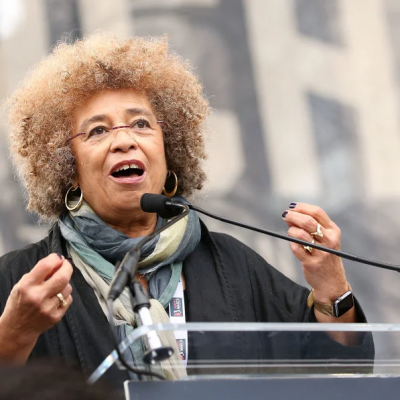 Teria Angela Davis o medo de ser cancelada pela militância trans?